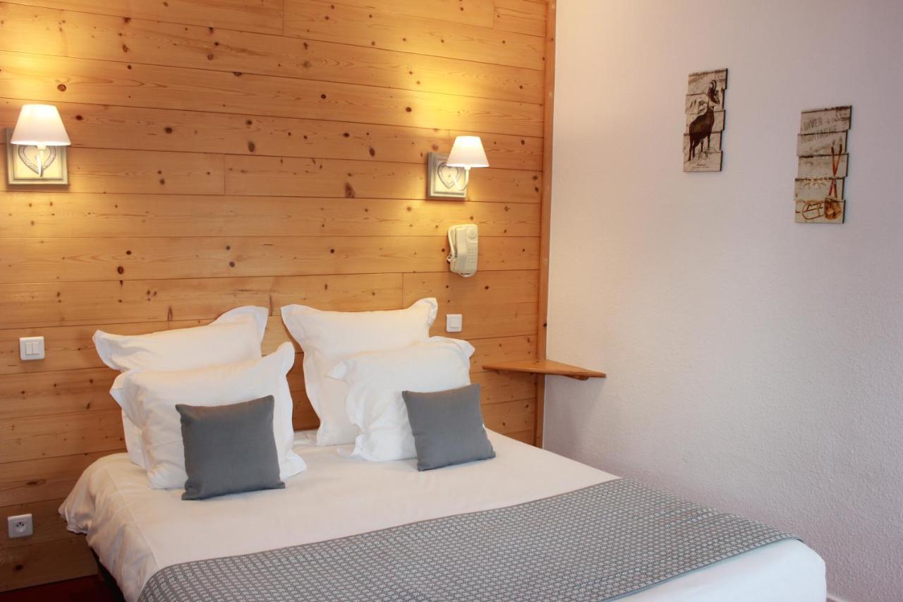 Hôtel Les Charmilles Besse-et-Saint-Anastaise Extérieur photo